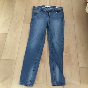 Garage Women's Blue Skinny Jeans - Classic Medium Wash